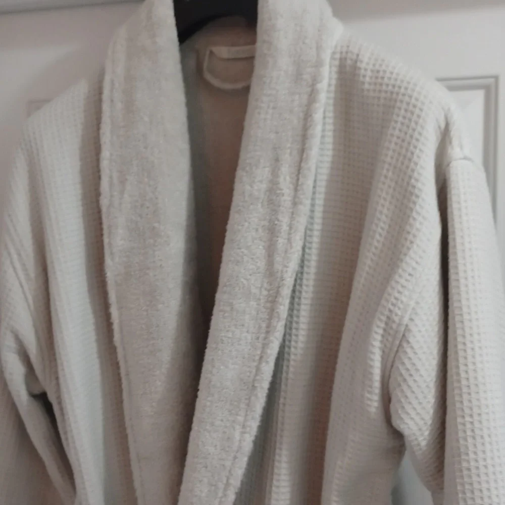 Haven Cozy Cream Bathrobe - Picture 3 of 12